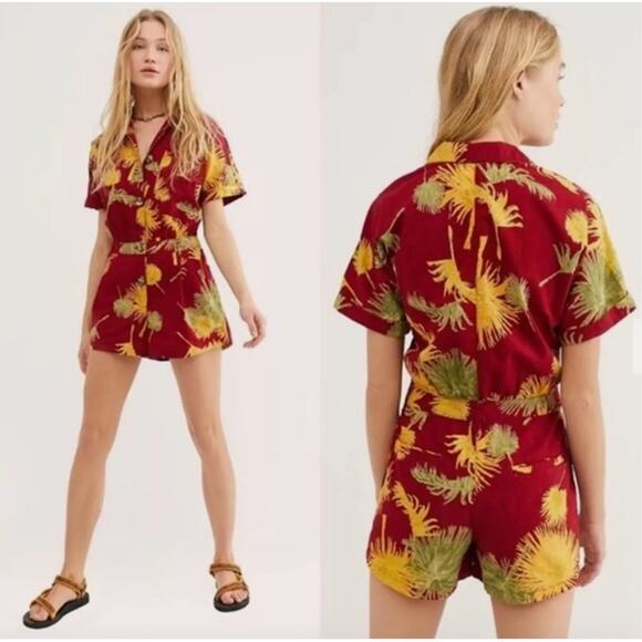 Free People Women's Malibu Hawaiian Romper M Maroon Combo Cotton Tropical - Picture 1 of 13
